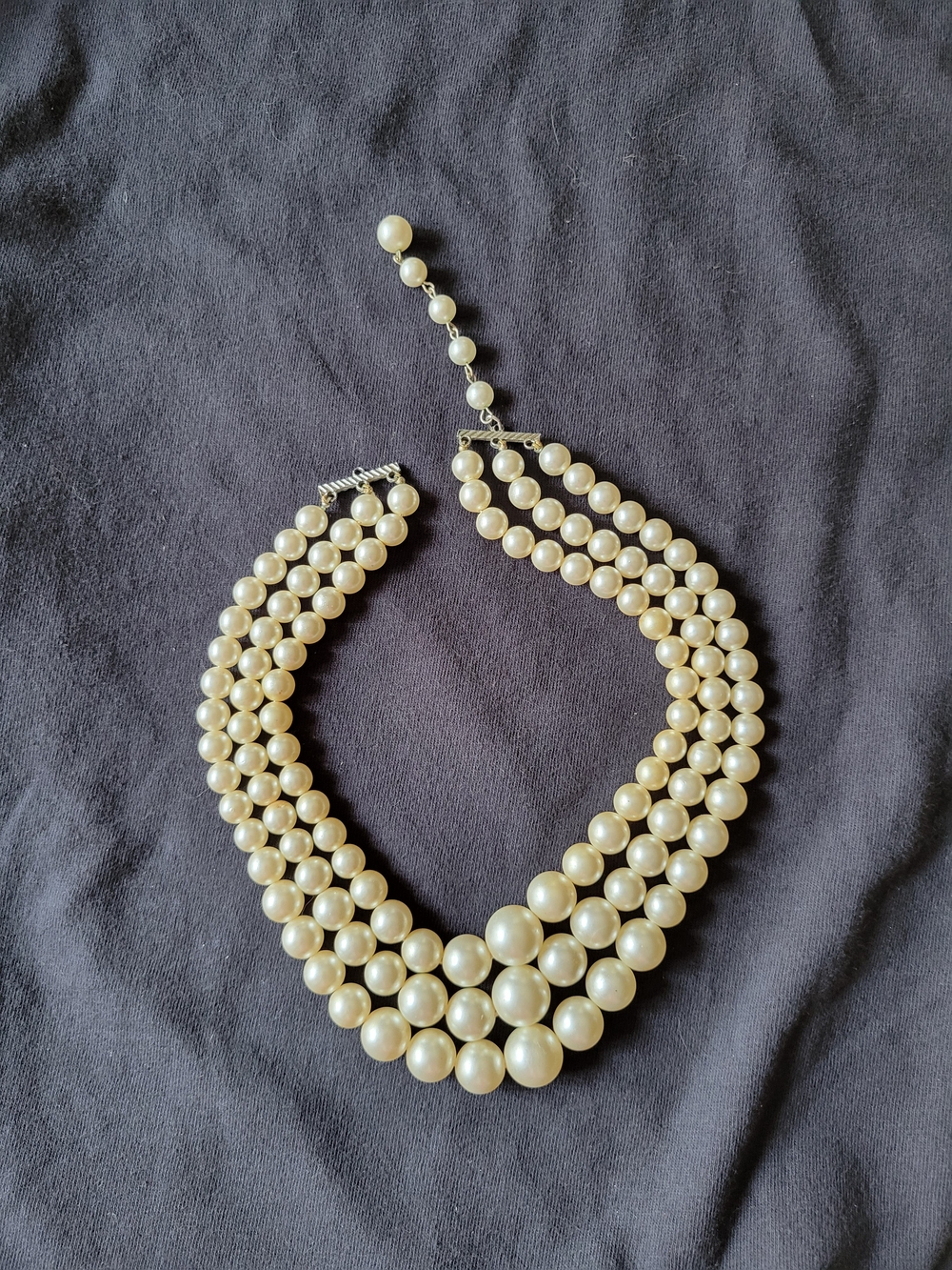 Classic Multi-Strand Pearl Necklace LOT Of 5  - Cream, White Pearls, No Stamps